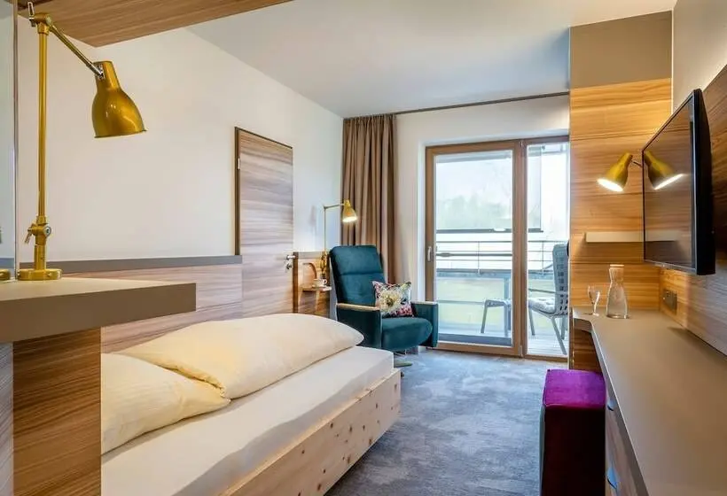 Quarto Superior Individual, Frechdachs