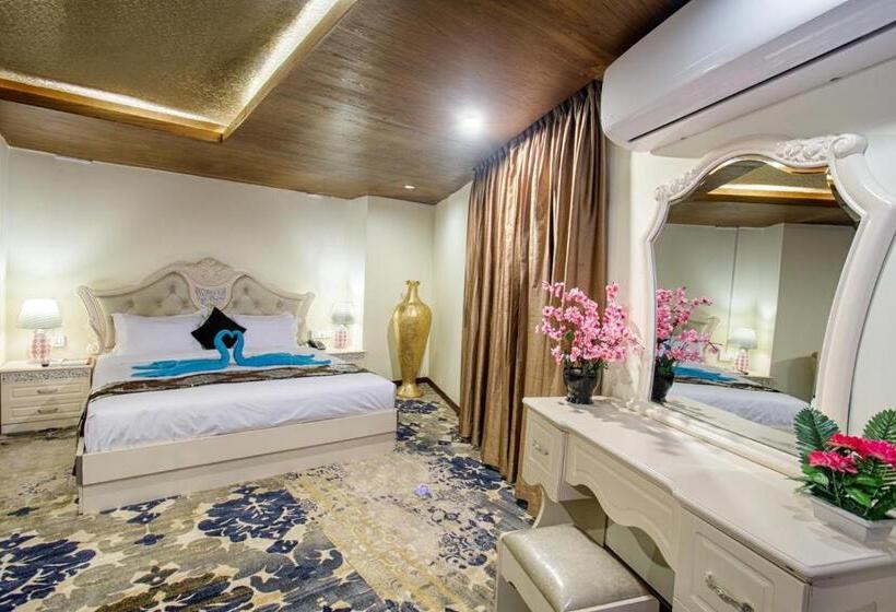 سوئیت با تخت بزرگ, Noorjahan Grand