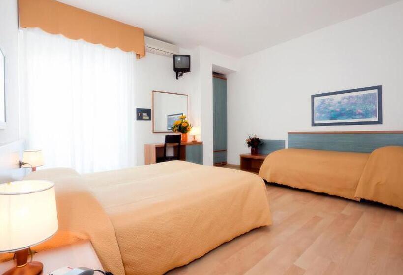 Familienzimmer, Parigi