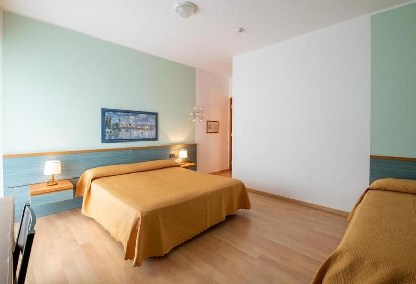 Familienzimmer, Parigi