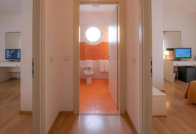 Apartment mit 1 Schlafzimmer mit Verbindungstür, Parigi