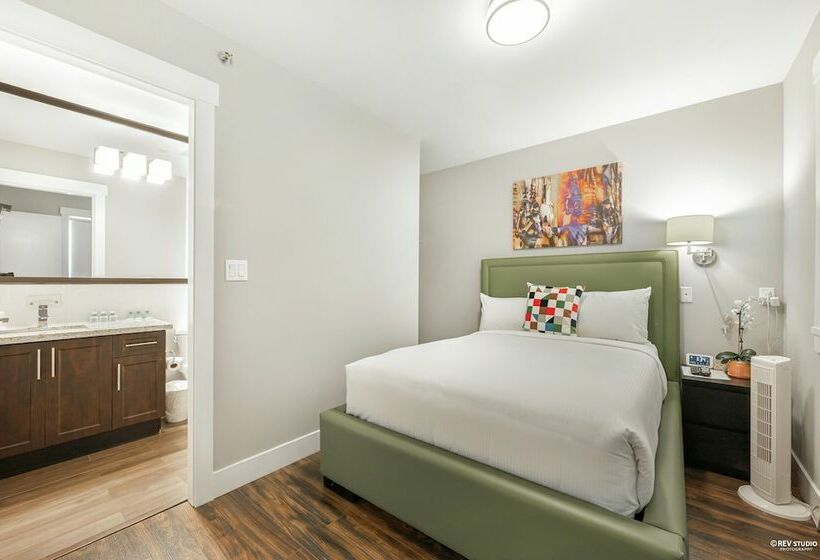 豪华房间, Queens