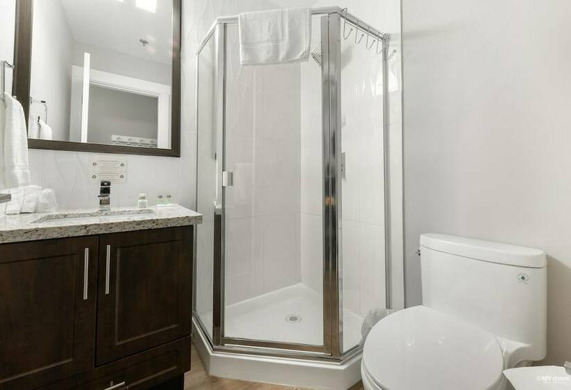 豪华房间, Queens