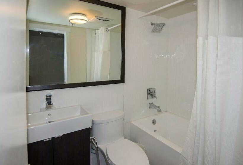 豪华房间, Queens