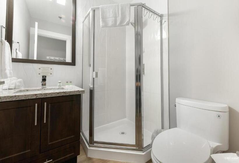 豪华房间, Queens