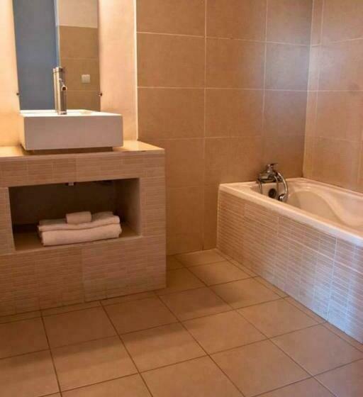 اتاق استاندارد با چشمانداز دریاچه, Riviera Garden