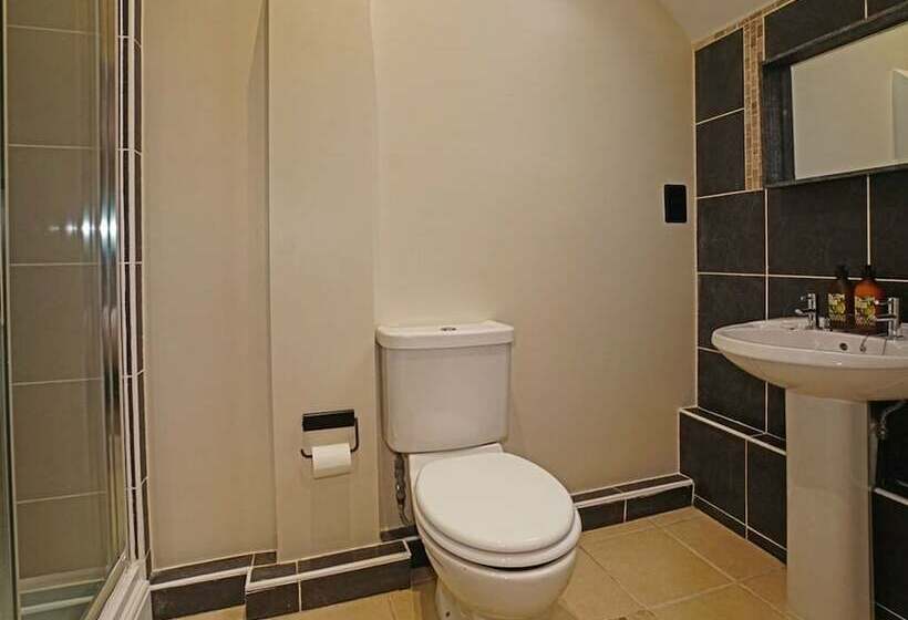 غرفة قياسية مطلّة علي الحديقة, The Greyhound Inn