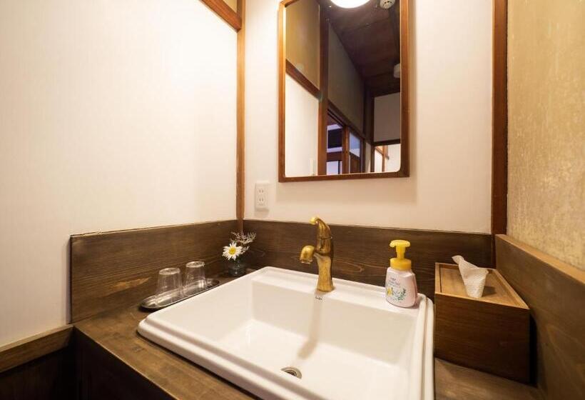 Трехместный Номер Стандарт Совместная Ванная, Inase Otsu Machiya Bed And Breakfast