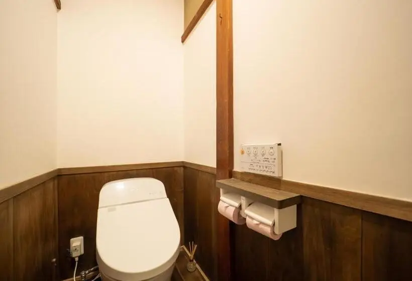 浴室共有ファミリールーム, Inase Otsu Machiya Bed And Breakfast