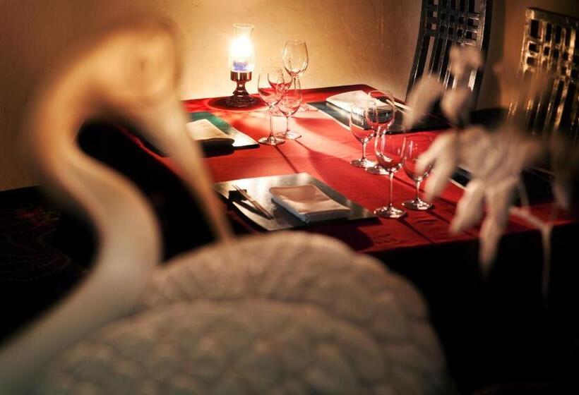 غرفة قياسية مطلّة علي البحر, Kissho Caren