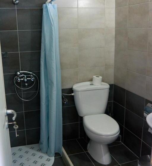 标准间, Angeliki Beach