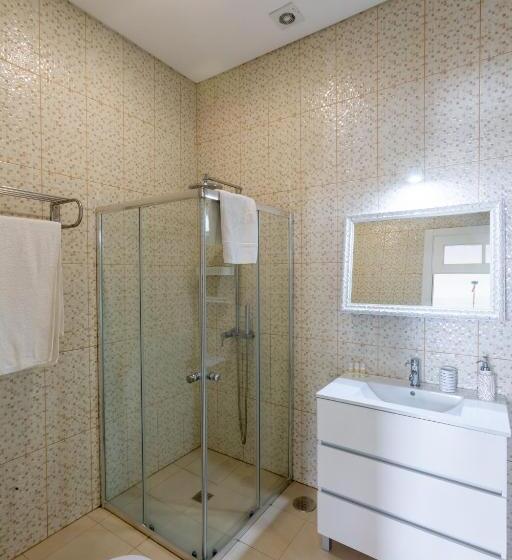 家庭工作室, My Angra Charming House