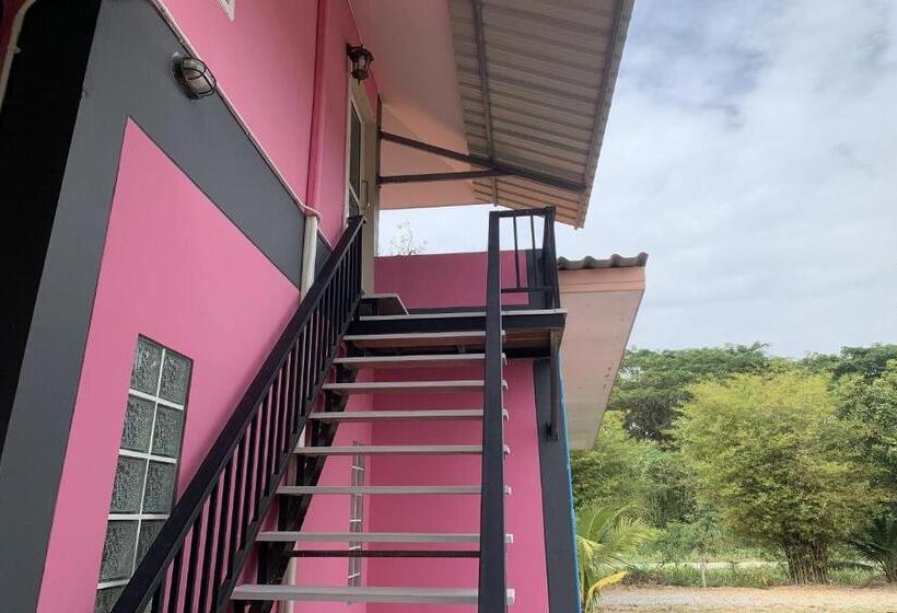 标准间, Busaya Resort & Cuisine