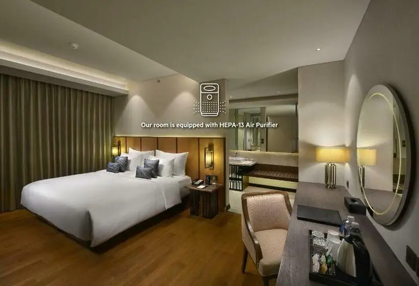 キングサイズベッドのデラックスルーム, Golden Tulip Holland Resort Batu