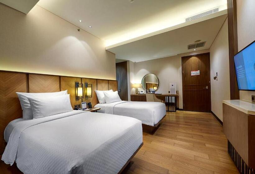 高级客房, Golden Tulip Holland Resort Batu