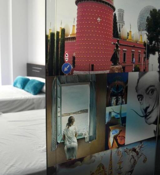 豪华三人间, Bed&breakfast 10 Girona