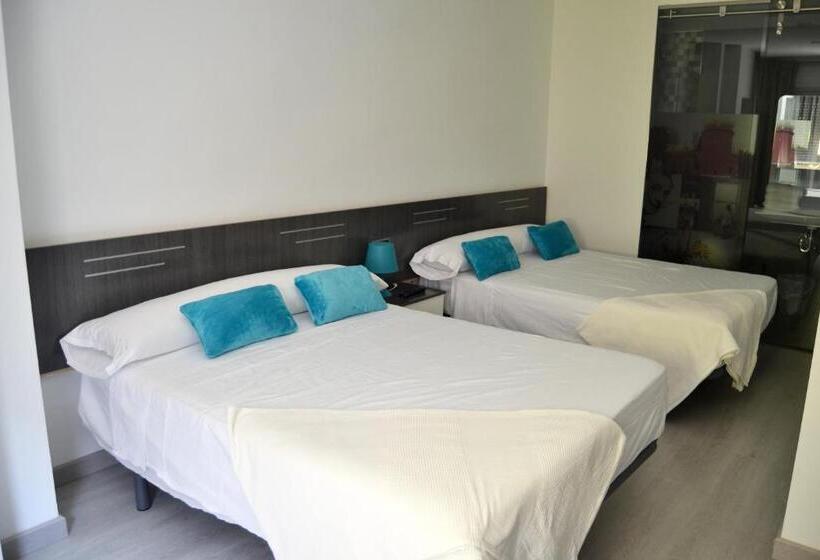 اتاق سوپریور خانوادگی, Bed&breakfast 10 Girona