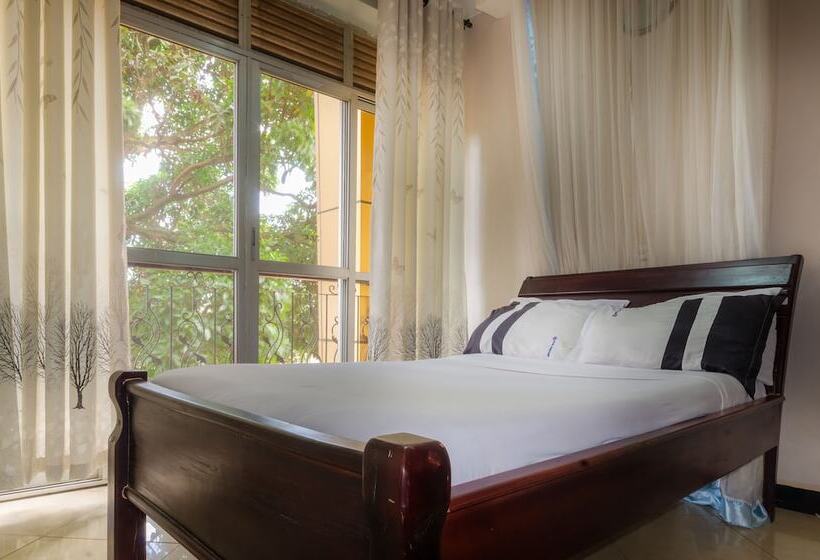 اتاق استاندارد یک نفره, Eleanorah