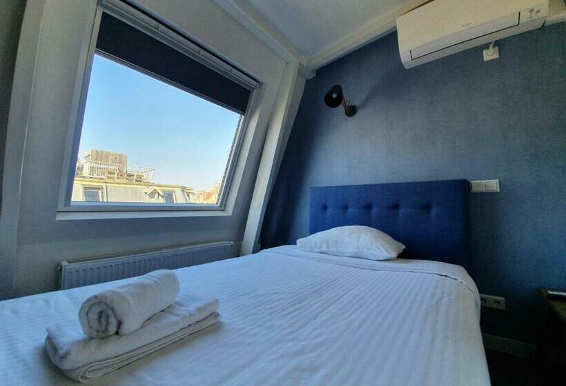 اتاق استاندارد یک نفره, Heye 130