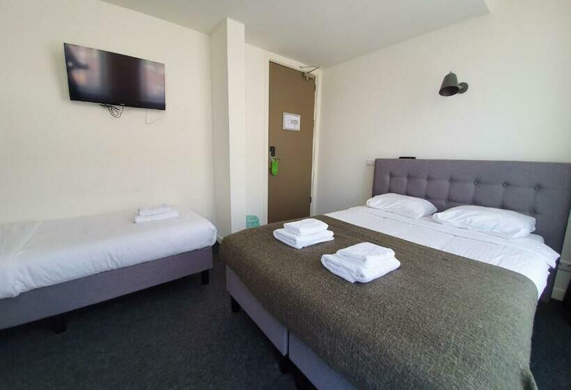 اتاق کلاسیک سه تخته, Heye 130