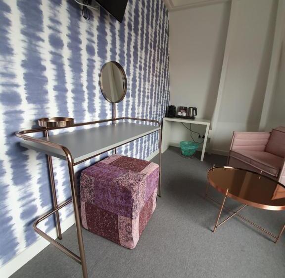 اتاق لوکس, Heye 130