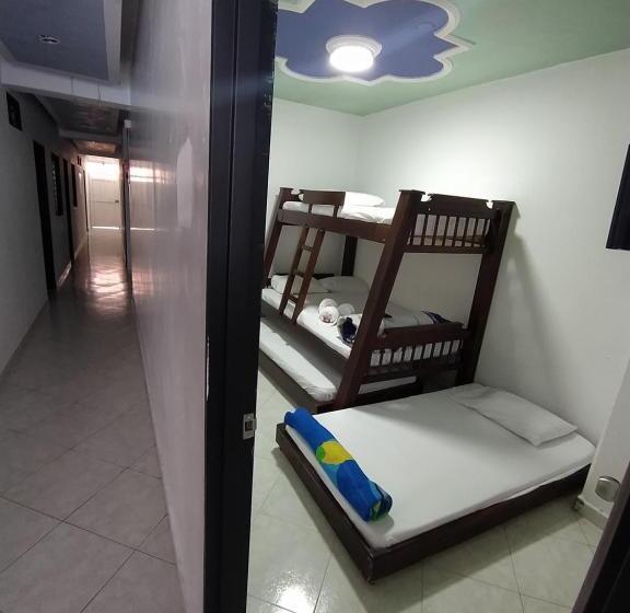 패밀리 룸, Las Vegas