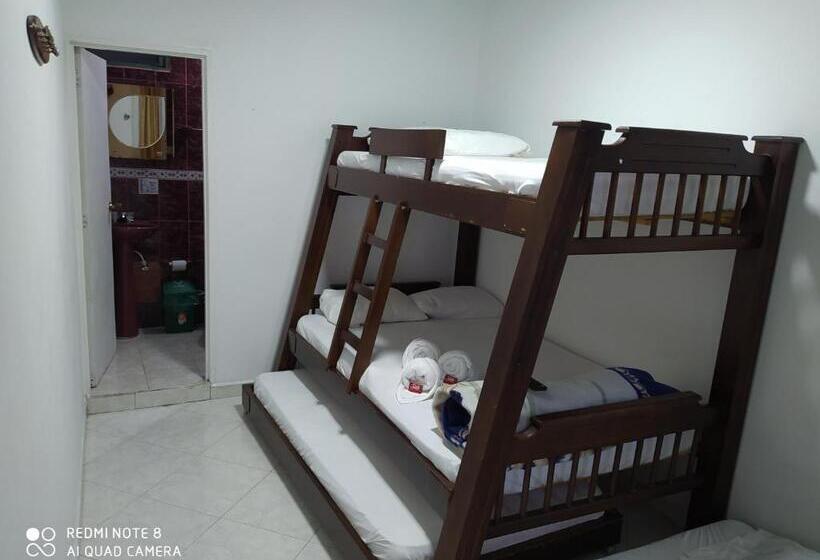 패밀리 룸, Las Vegas