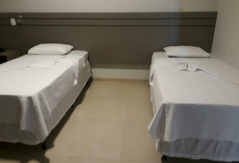 Deluxe Kamer, Pak Suites