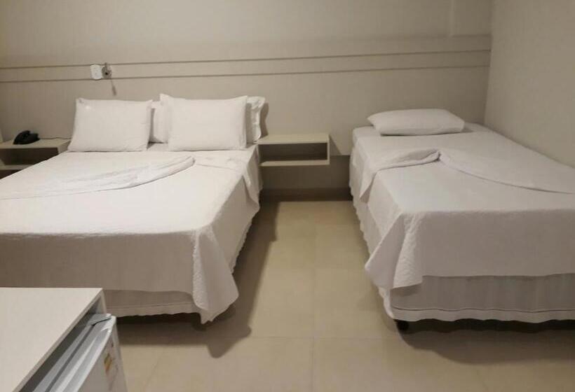 Deluxe Kamer, Pak Suites