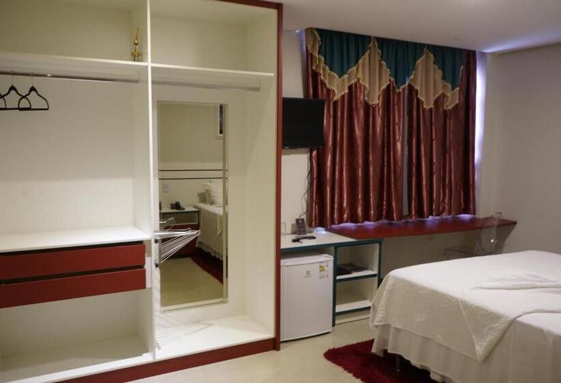 디럭스 스위트, Pak Suites