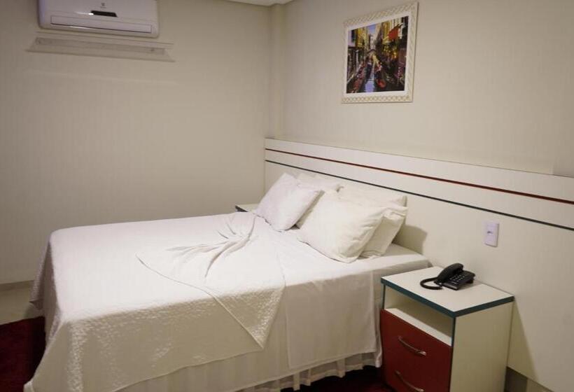 Deluxe Suite, Pak Suites