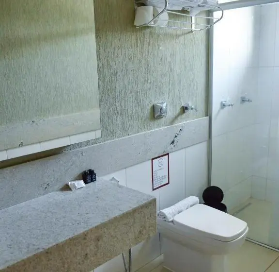 Economy Triple Room, Planaltos Palace