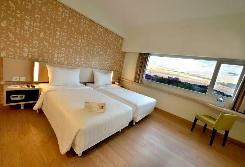 Standardrum, Whiz Prime Hotel Sudirman Cilacap