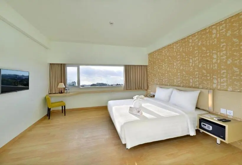 Deluxerum Stadsutsikt, Whiz Prime Hotel Sudirman Cilacap