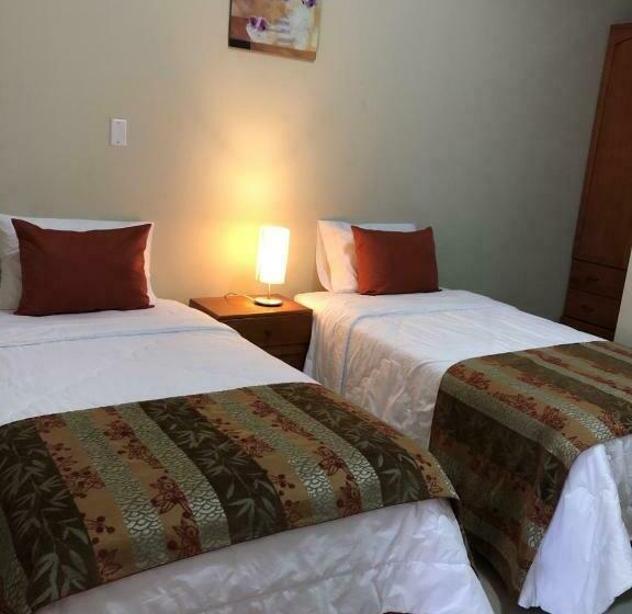 スタンダードルーム, La Floresta Tarapoto Hostal
