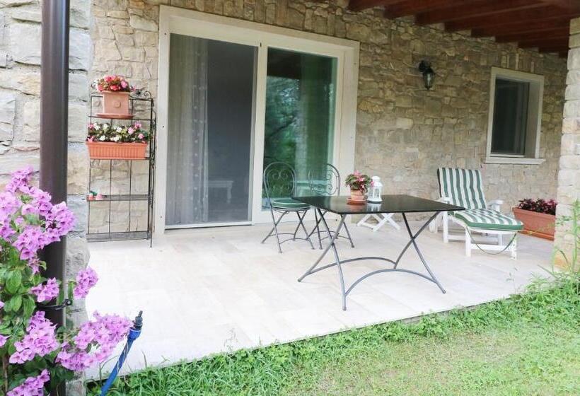 סוויטה נוף לגינה, La Cascata Negli Ulivi