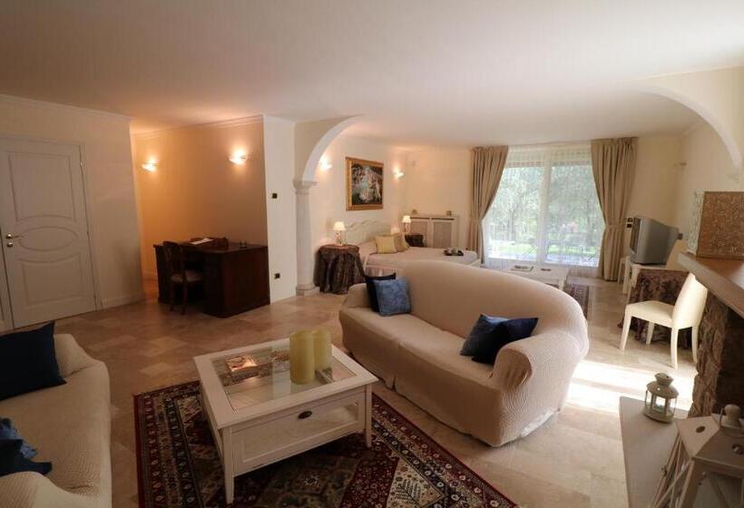 סוויטה נוף לגינה, La Cascata Negli Ulivi