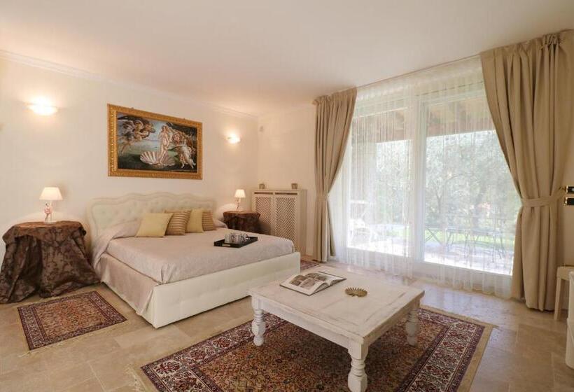 סוויטה נוף לגינה, La Cascata Negli Ulivi