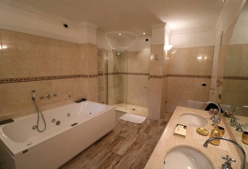 סוויטה נוף לגינה, La Cascata Negli Ulivi