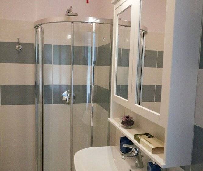 חדר סטנדרט נוף לגינה, La Cascata Negli Ulivi