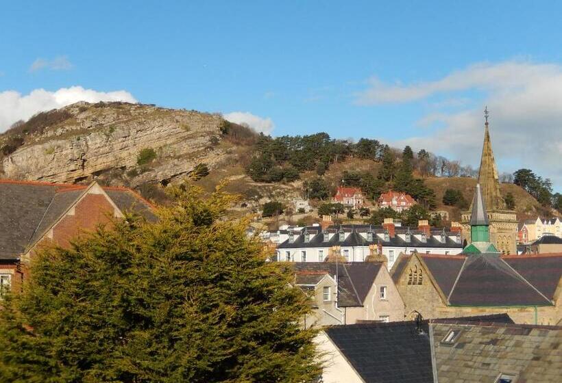 스탠다드 룸 산 전망, Shore To Shore