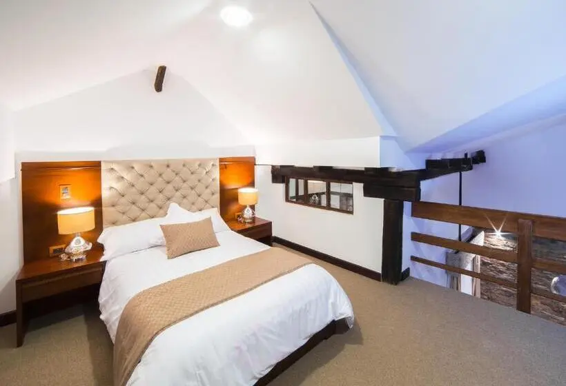 デラックススイート, Felicia Hotel & Suites