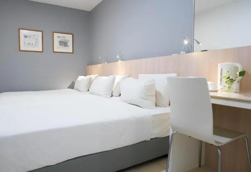 Standard Kolmen Hengen Huone, Country Inn