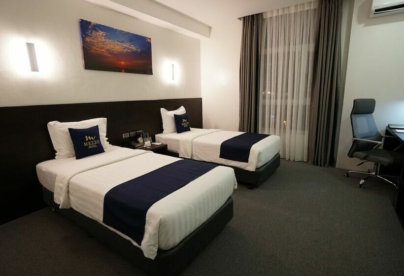 Quarto Superior, Mezzo