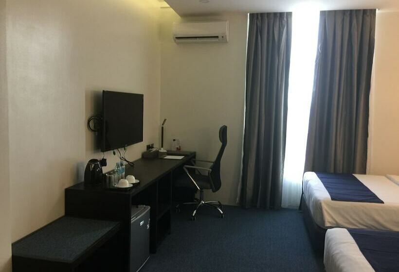 Quarto Deluxe, Mezzo