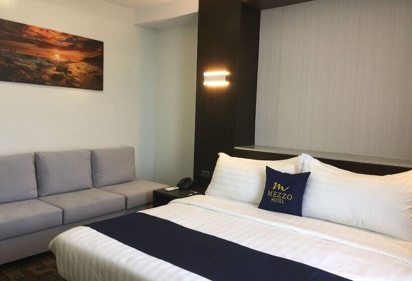 Suíte Deluxe, Mezzo