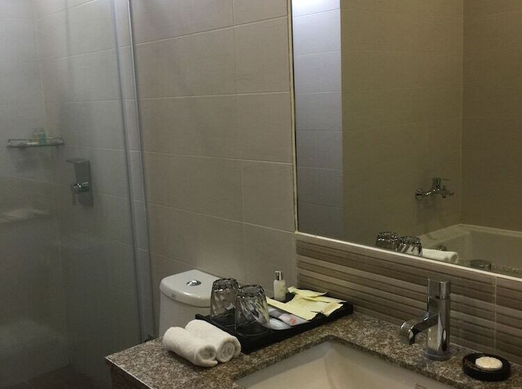 Suíte Deluxe, Mezzo