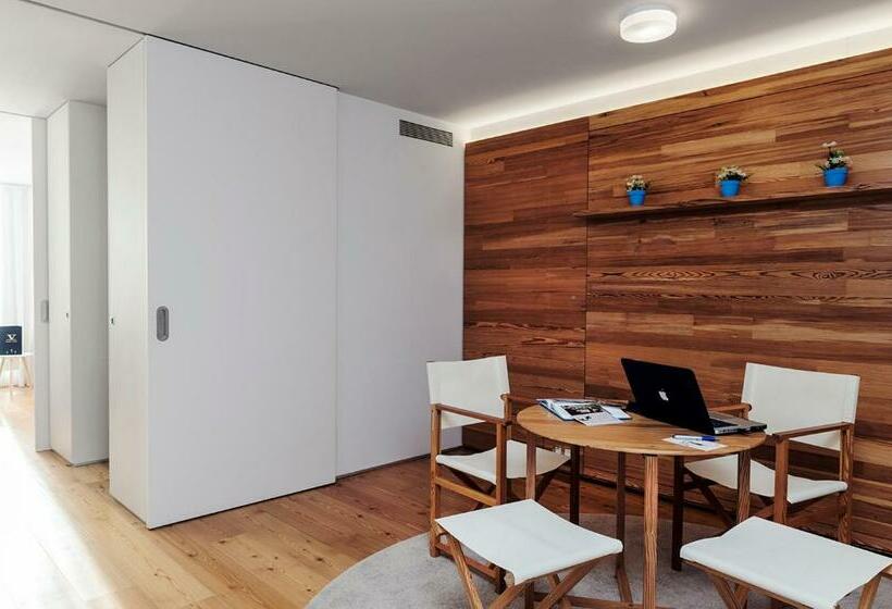 سوییت خانوادگی, O Valentim