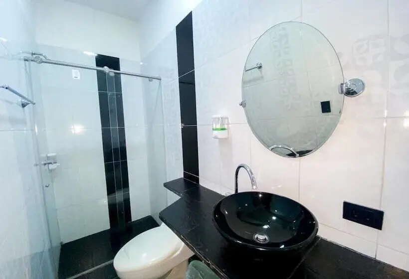 Standard-huone, Paris