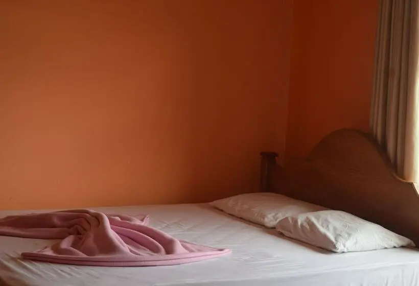 Deluxe Kolmen Hengen Huone, Southern View Holiday Resort